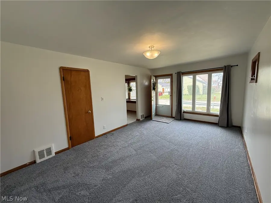 17201 Martha Road, Cleveland, OH 44135 - #3