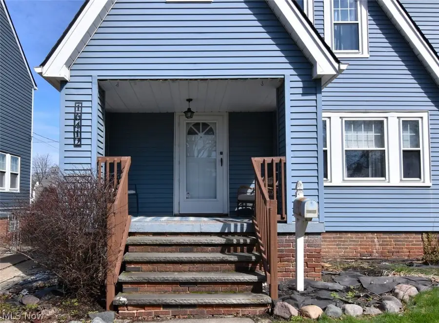 16412 Elsienna Avenue, Cleveland, OH 44135 - #3