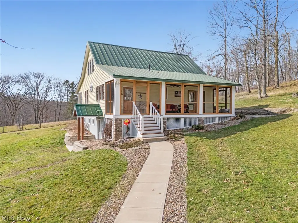 2210 Scroll Sw Road, Carrollton, OH 44615 - #1