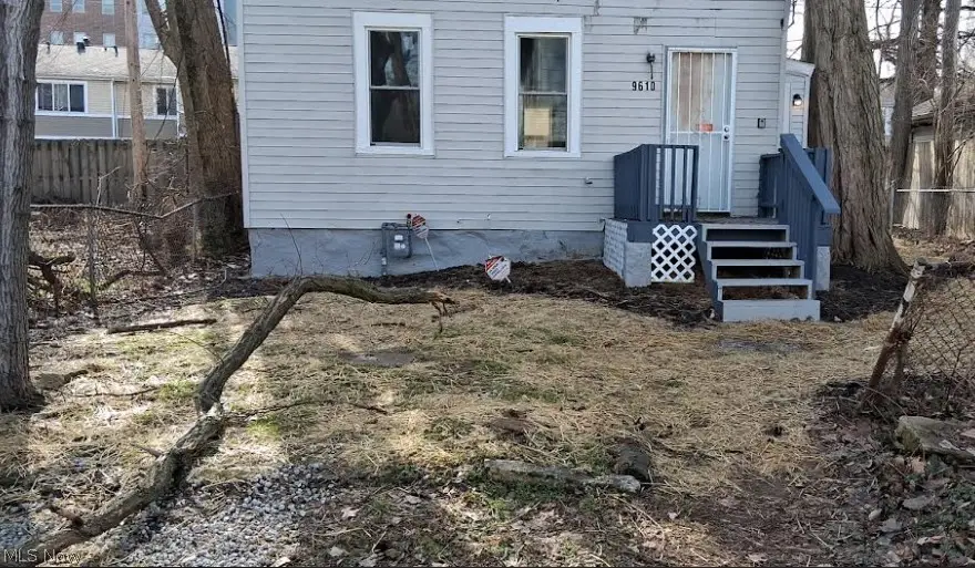 9610 Edmunds Avenue, Cleveland, OH 44106 - #3