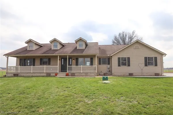 1153 E Pleasant Home Road, Creston, OH 44691