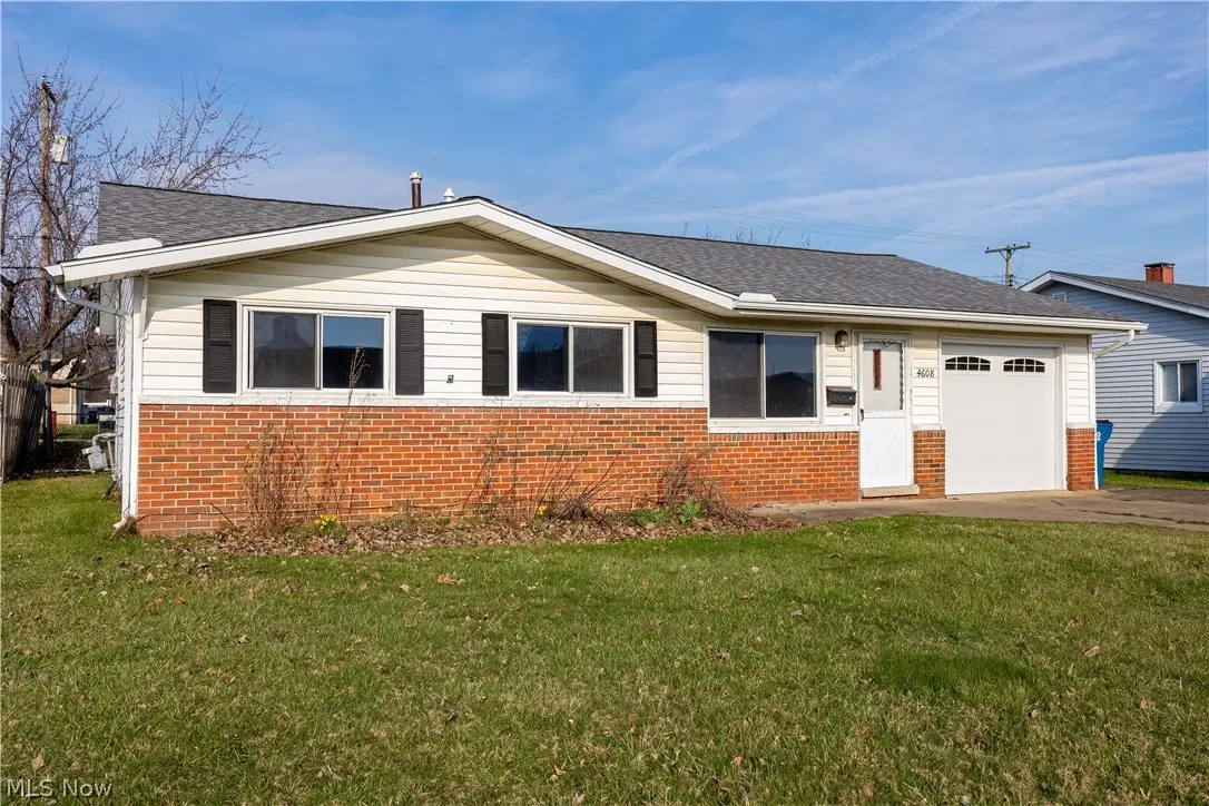4608 Gary Avenue, Lorain, OH 44055 - #1