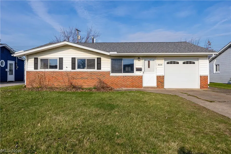 4608 Gary Avenue, Lorain, OH 44055 - #2