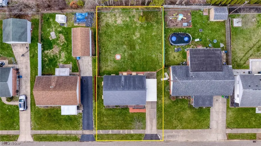 2317 40th Ne Street, Canton, OH 44705 - #2