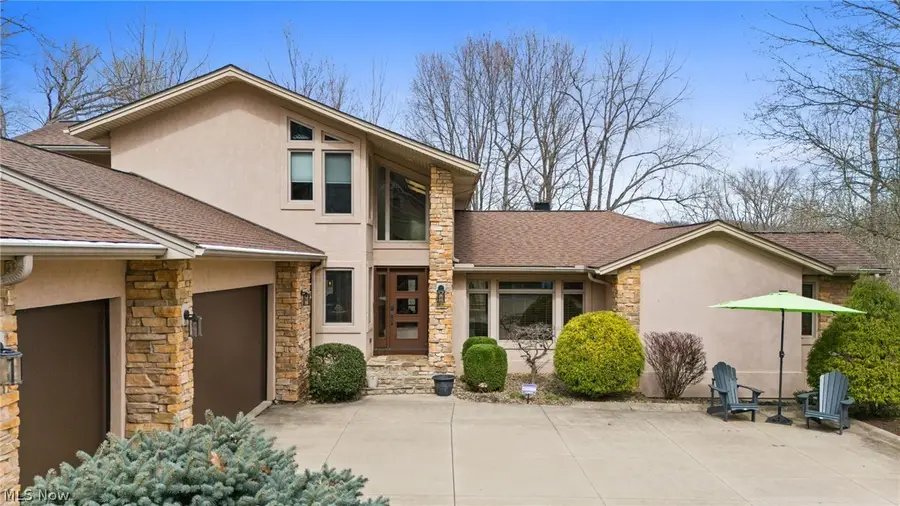 1105 Riverwoods Drive, Akron, OH 44313 - #3