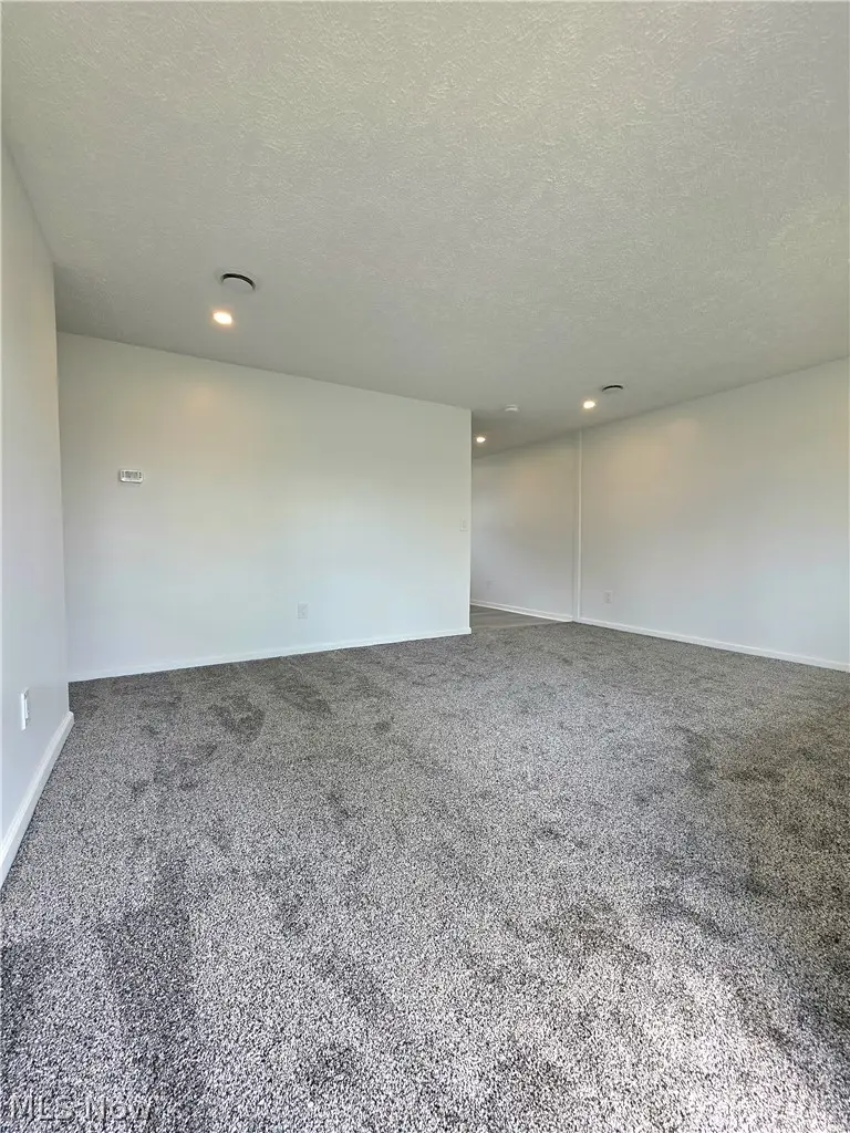746 Delaware Avenue, Elyria, OH 44035 - #3