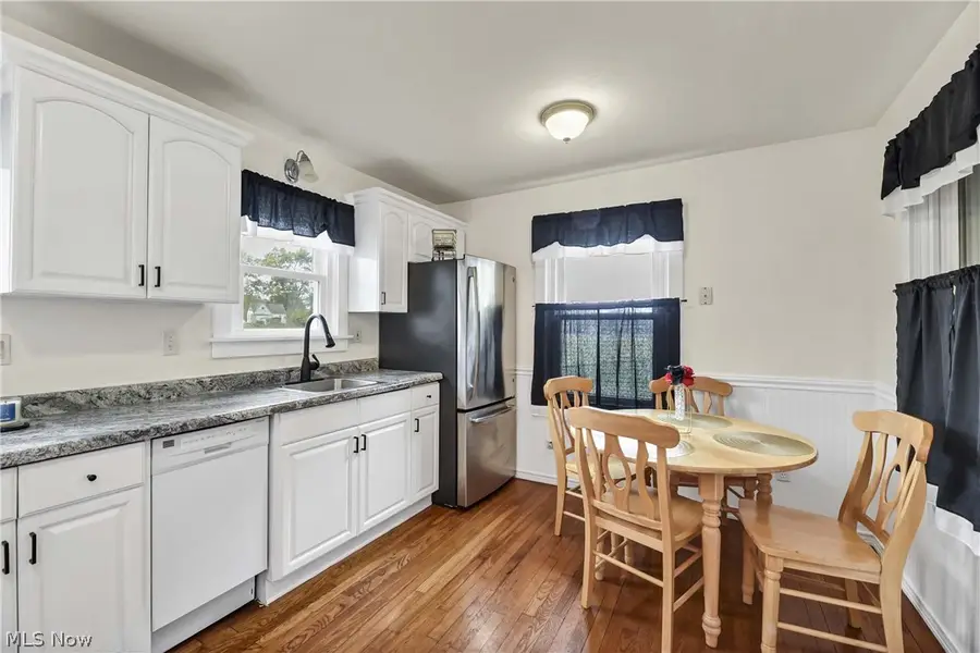 471 Columbus Street, Bedford, OH 44146 - #2