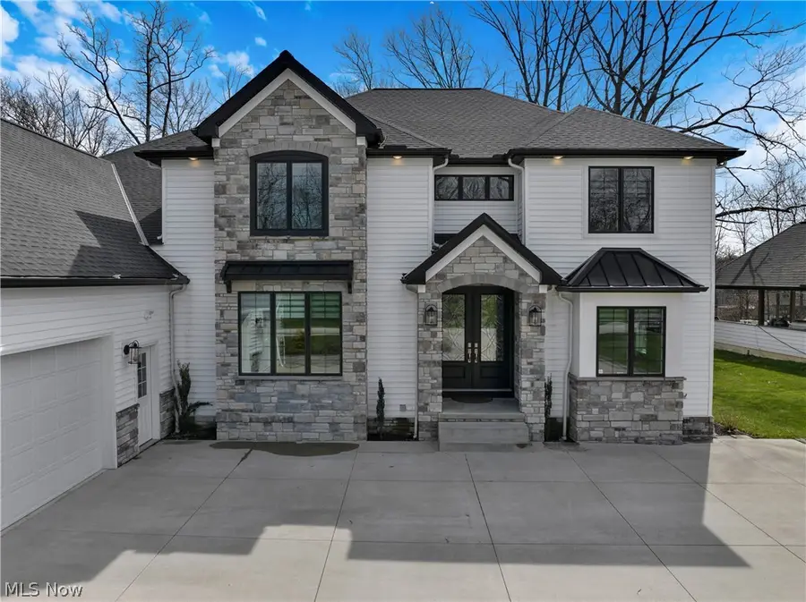 26650 Hurlingham Road, Beachwood, OH 44122 - #2