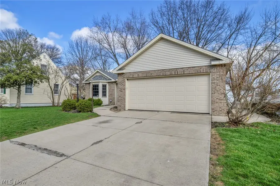 235 Brandtson Avenue, Elyria, OH 44035 - #3