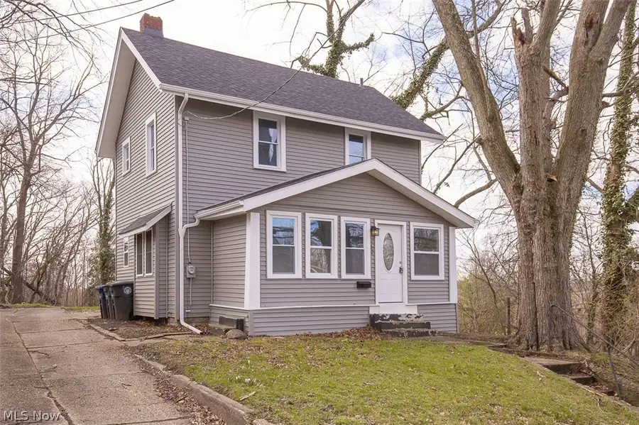 1184 Niagara Avenue, Akron, OH 44305 - #2