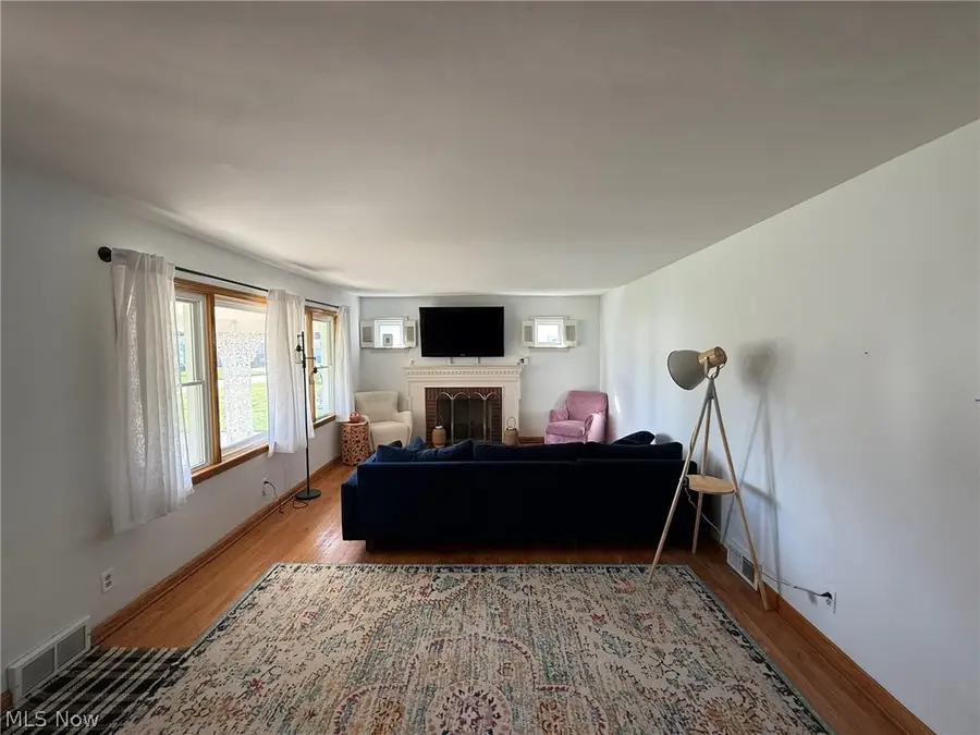 102 Furlen Court, Hubbard, OH 44425 - #3