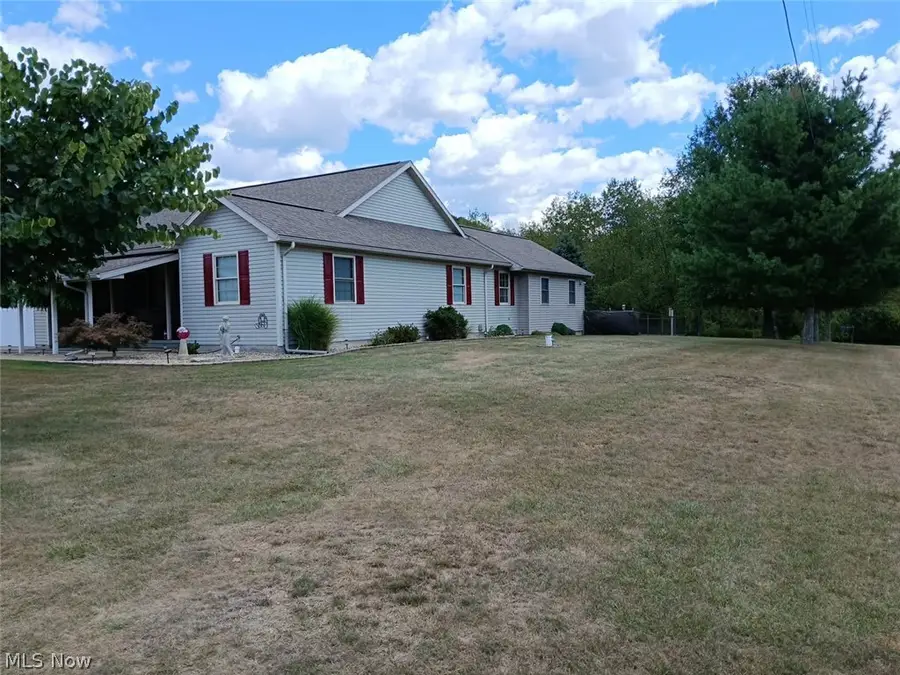 4314 Sherrod Valley Sw Drive, Sherrodsville, OH 44675 - #2