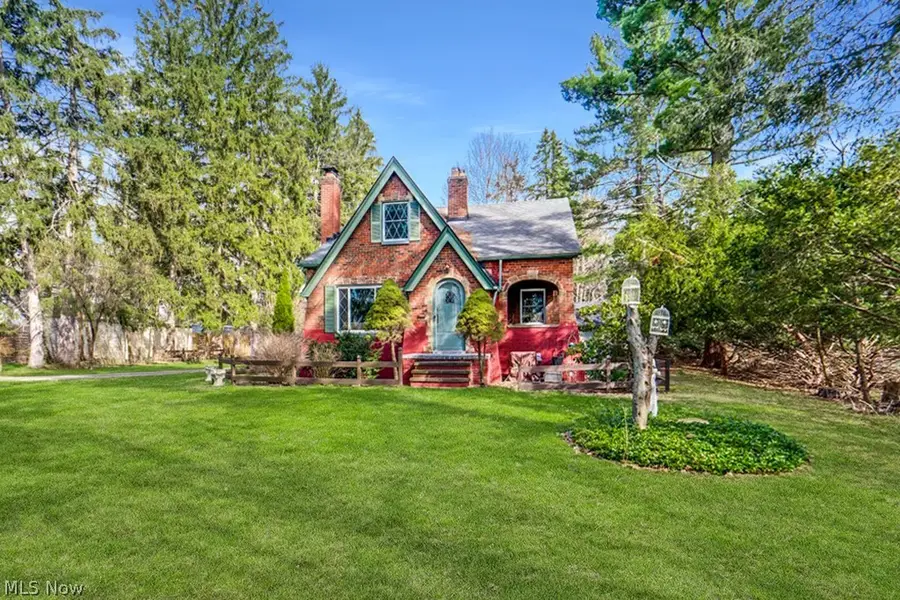 18860 Lorain Road, Fairview Park, OH 44126 - #2