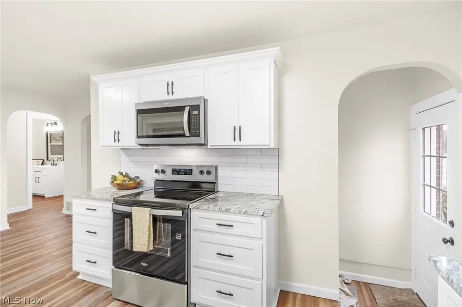 4216 38th Nw Street, Canton, OH 44718 - #3