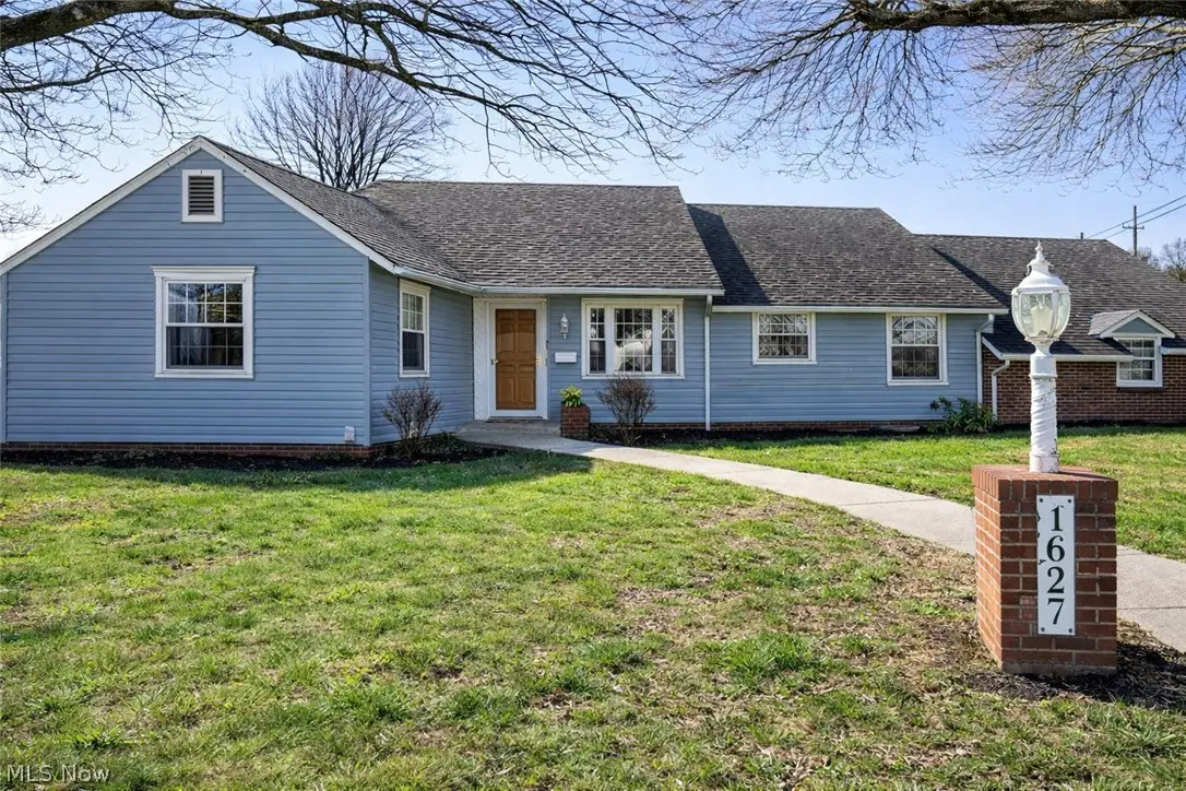 1627 Bayberry Lane, Coshocton, OH 43812 - #1