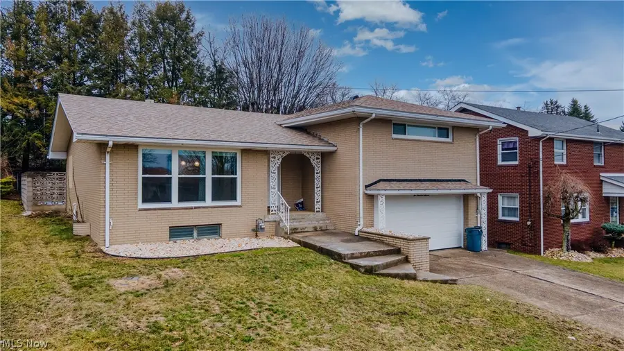 211 Donell Street, Weirton, WV 26062 - #2