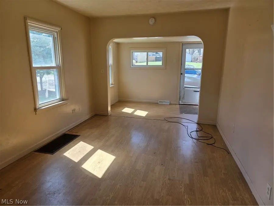 372 N Madison Avenue, Salem, OH 44460 - #2