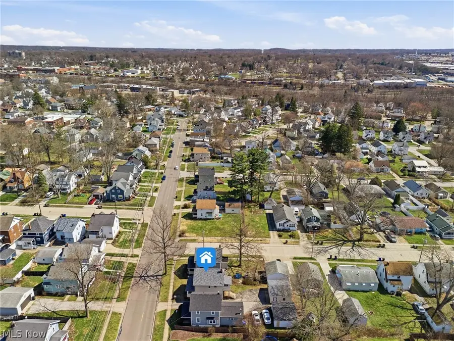 714 Grant Avenue, Cuyahoga Falls, OH 44221 - #2