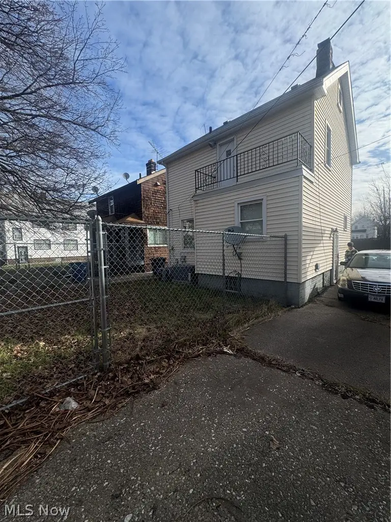 942 E 130th Street, Cleveland, OH 44108 - #2