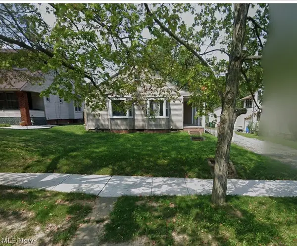 1073 Parkside Drive, Alliance, OH 44601