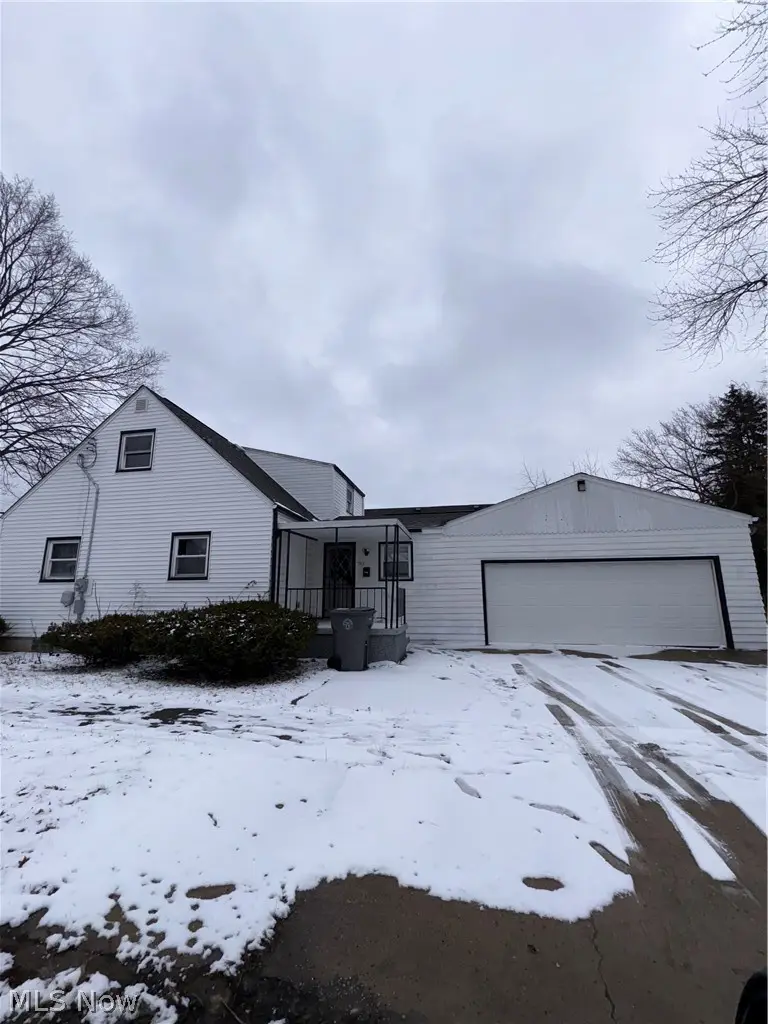 703 Palmer Avenue, Youngstown, OH 44502 - #3