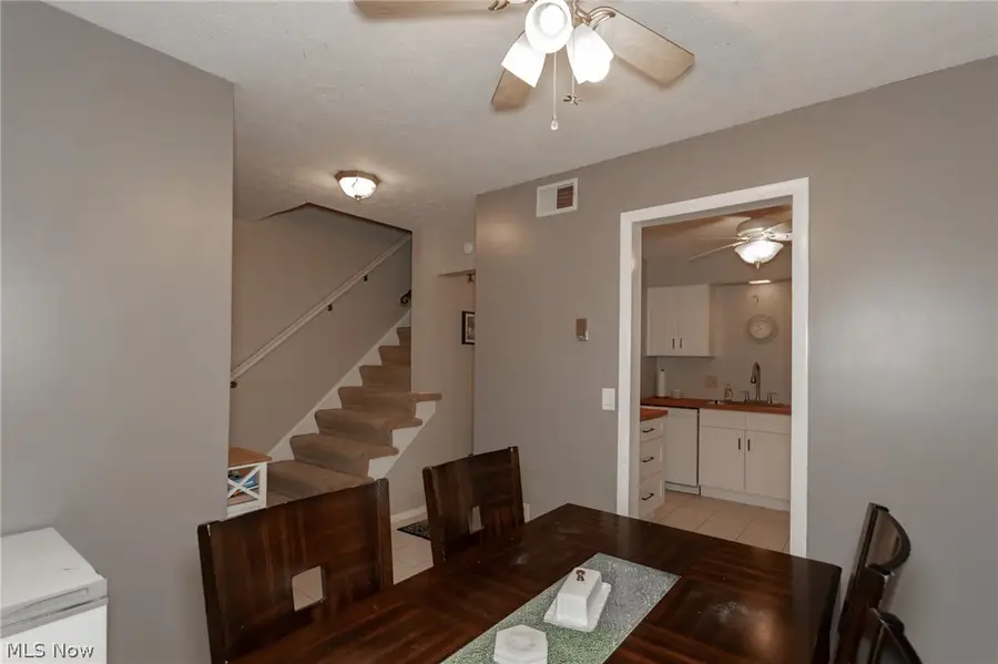 8210 Deepwood Boulevard #11-5, Mentor, OH 44060 - #2