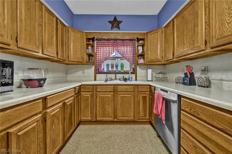 112 Adams Street, Wellington, OH 44090 - #3