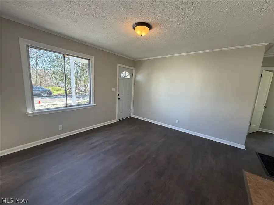 510 Sherman, Niles, OH 44446 - #3