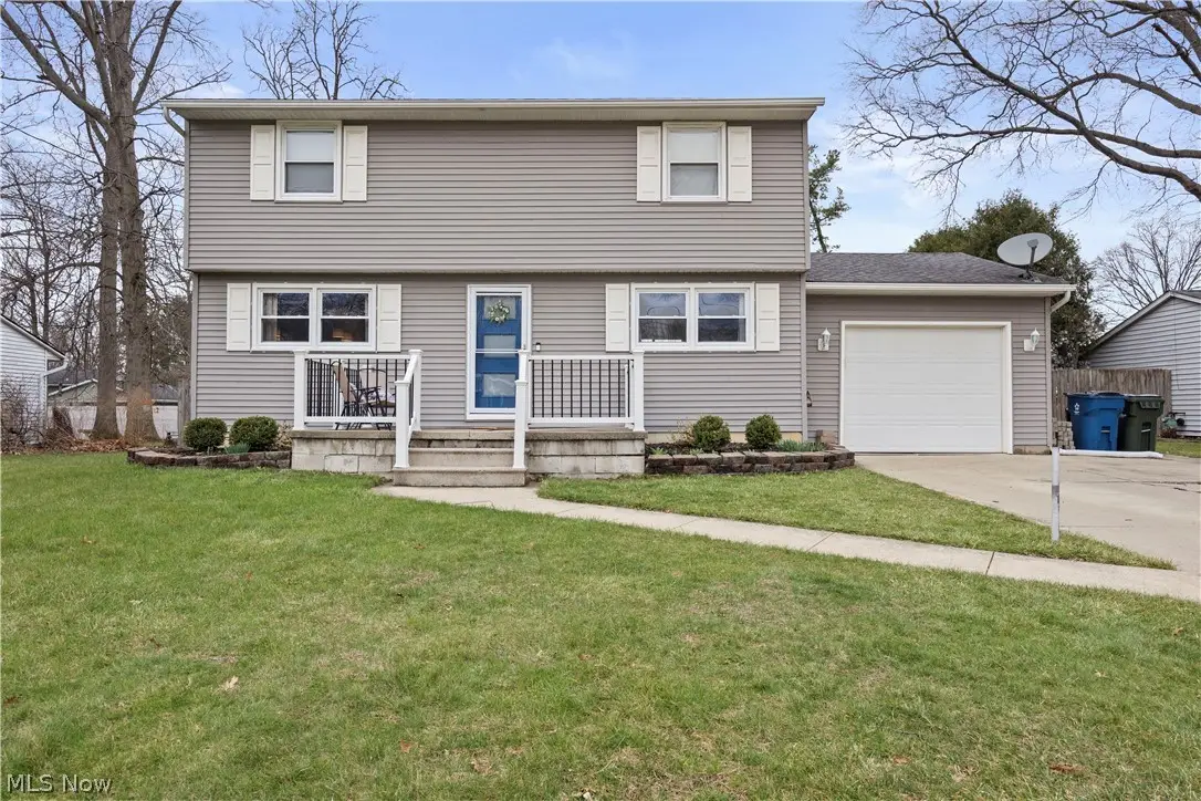 4874 Hollyview Drive, Vermilion, OH 44089 - #1