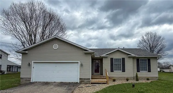 9825 Struthers Road, New Middletown, OH 44442
