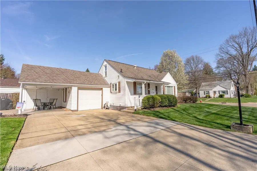 1345 Lipton Sw Avenue, North Canton, OH 44720 - #2