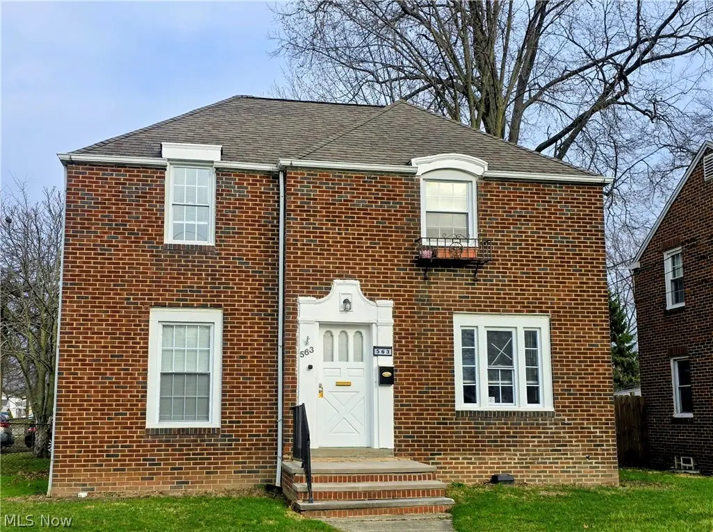 563 E 260th Street, Euclid, OH 44132 - #1