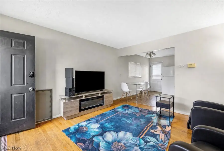 1300 Hazel Street, Akron, OH 44305 - #3