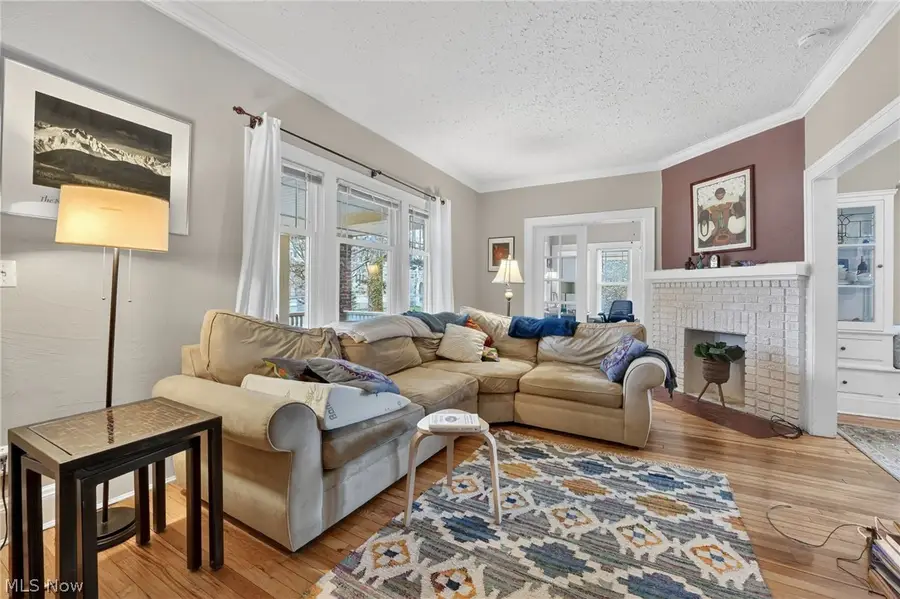 3221 Bradford Road, Cleveland Heights, OH 44118 - #2