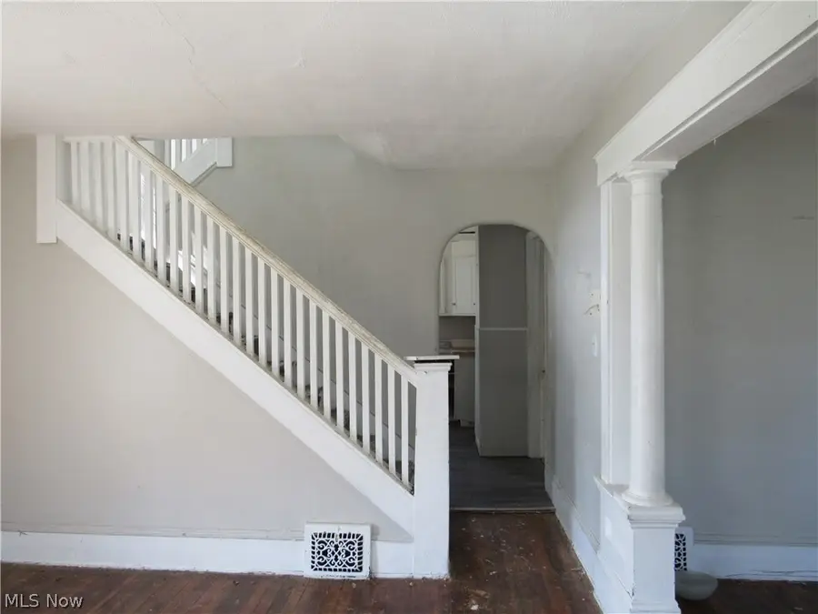 3414 E 143rd Street, Cleveland, OH 44120 - #2