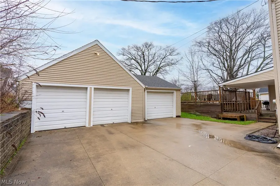 131 31st Nw Street, Canton, OH 44709 - #3