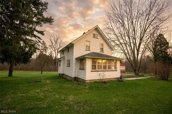 2816 Hoagland Blackstub Road, Cortland, OH 44410