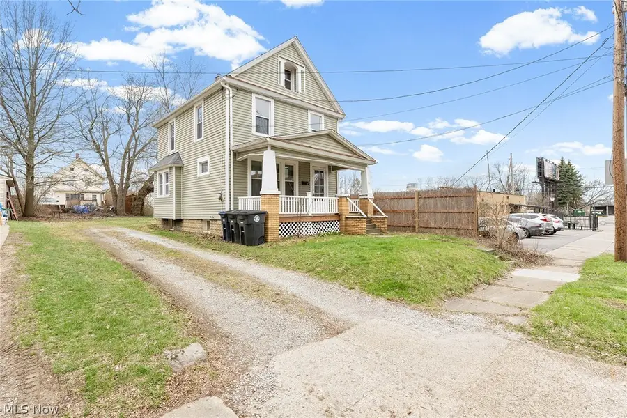 16 Palmetto Avenue, Akron, OH 44301 - #2