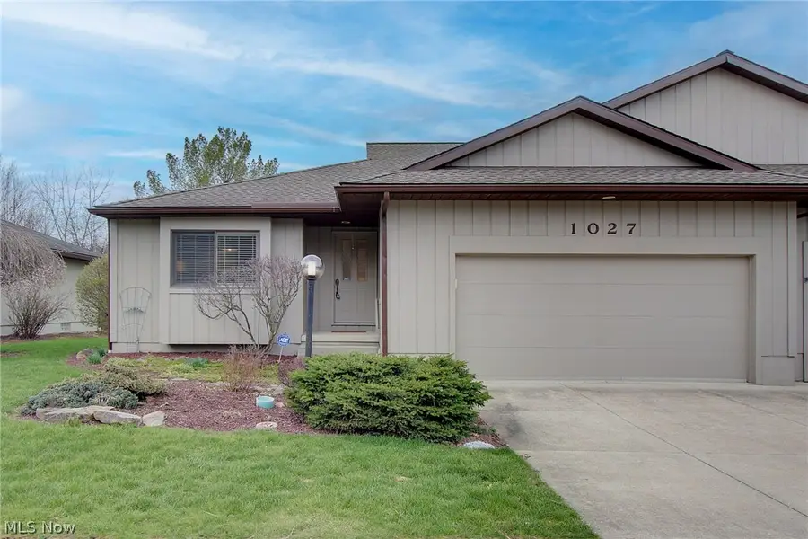 1027 Heath Way, Stow, OH 44224 - #2