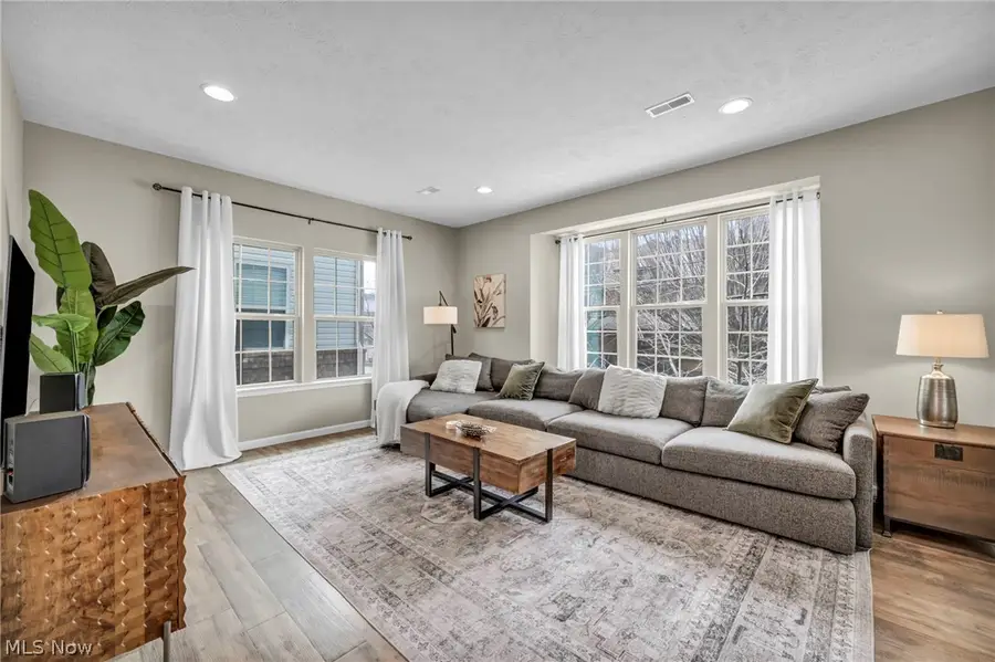 1383 Beach Avenue, Lakewood, OH 44107 - #3