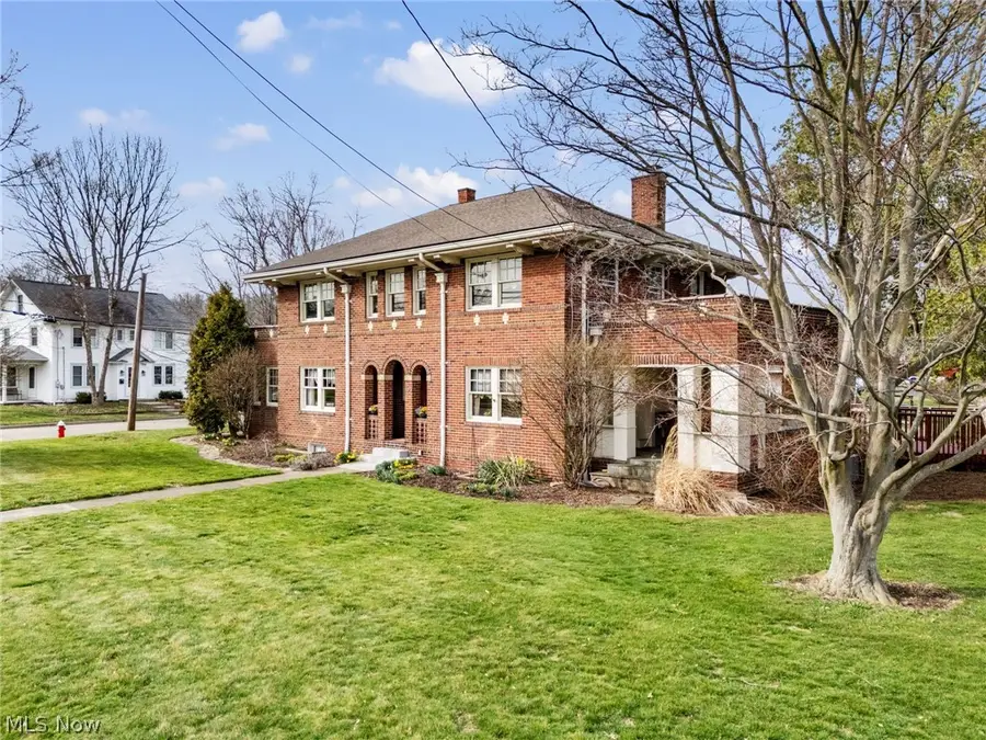 1015 Portage Nw Street, North Canton, OH 44720 - #2