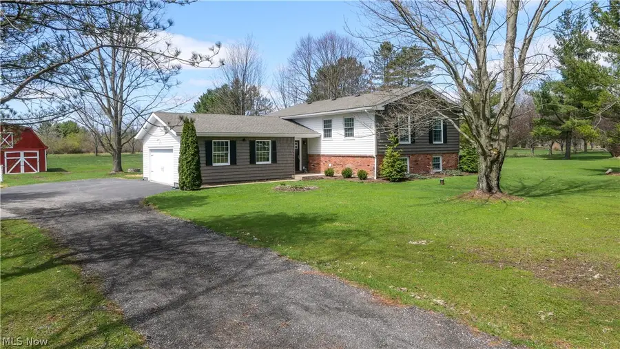 16130 Lucky Bell Lane, Newbury, OH 44065 - #2