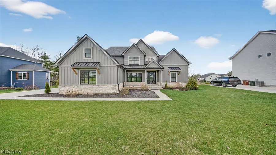 2071 Lanterman Circle, Hinckley, OH 44233 - #2
