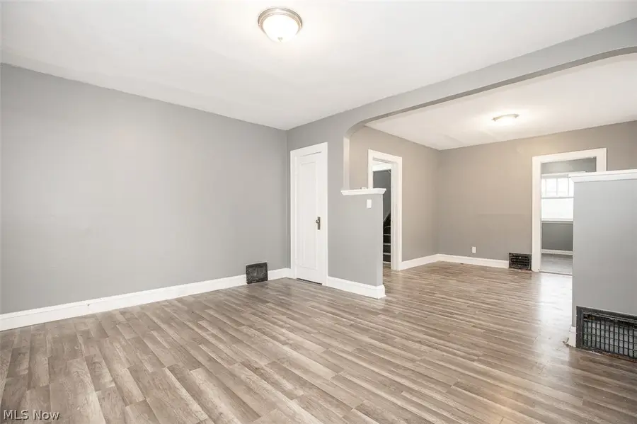 7915 Vineyard Avenue, Cleveland, OH 44105 - #3