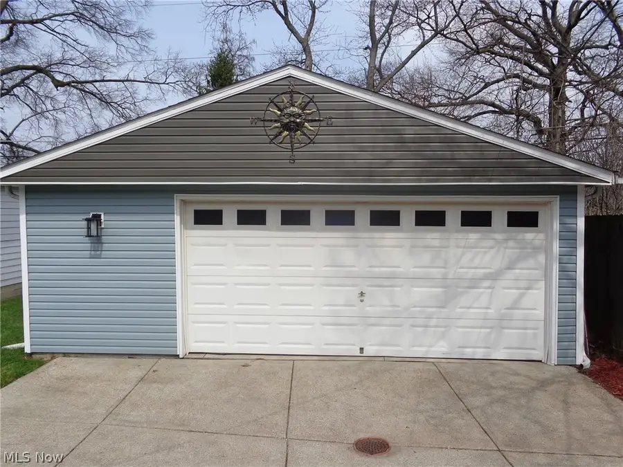 2506 Torrington Avenue, Parma, OH 44134 - #3