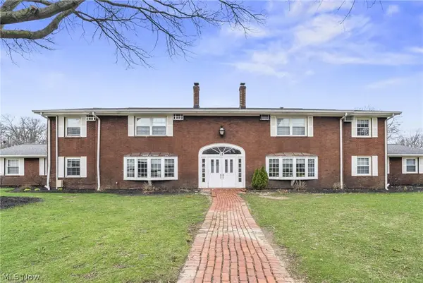 11 Meadowlawn Drive #1, Mentor, OH 44060