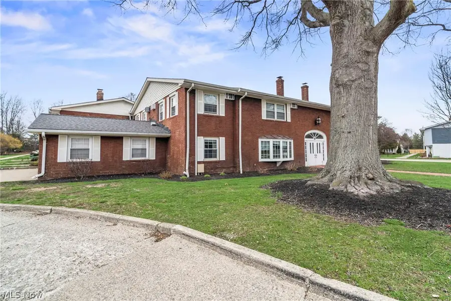 11 Meadowlawn Drive #1, Mentor, OH 44060 - #3