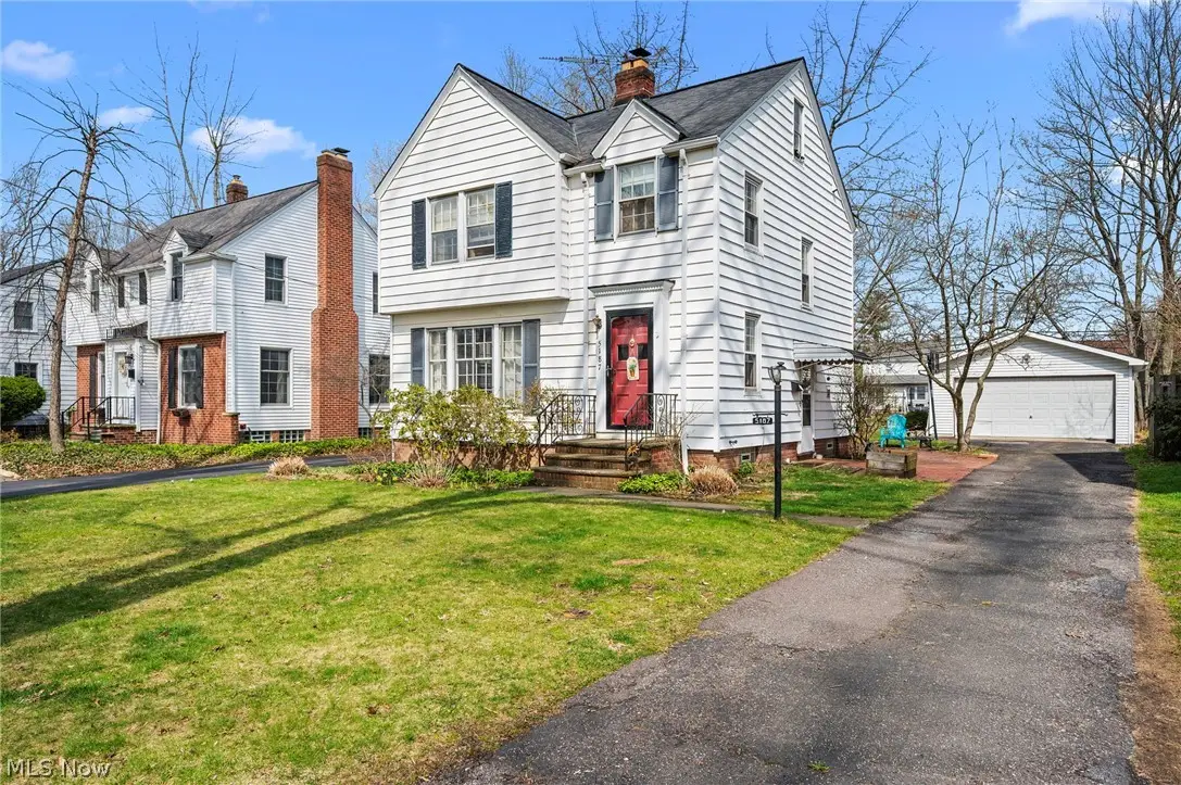 5187 Mayview Road, Lyndhurst, OH 44124 - #1