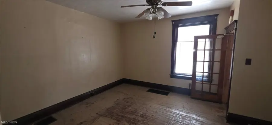 813 N 5th Street, Toronto, OH 43964 - #2