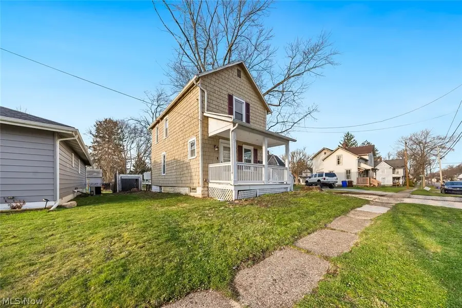 615 W Spruce Avenue, Ravenna, OH 44266 - #3